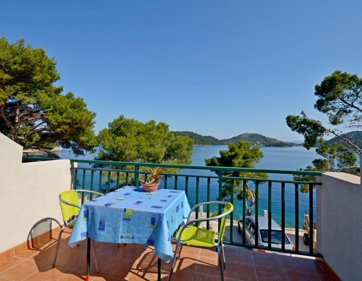 Apartments Luka Uble Exterior foto